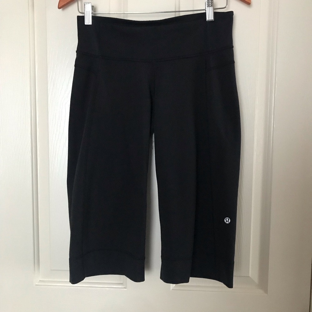 Lululemon Still Crop 15” Inseam Ribbed Waist Black Size 6 - Picture 3 of 8